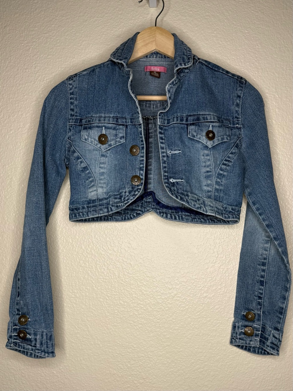 lola Cropped Denim Jacket in Blue Wash